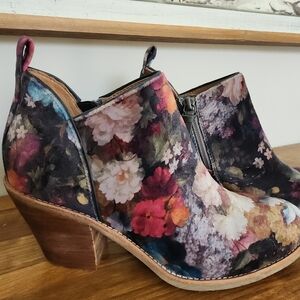 Super Cute Floral Booties